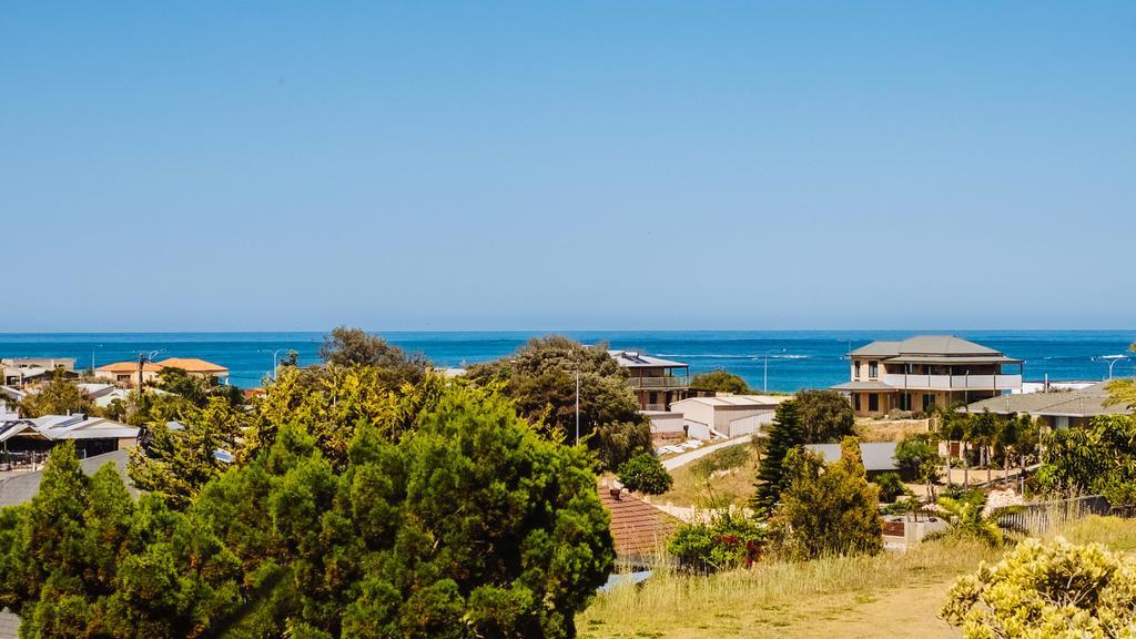 Villa The Blue Beach House Quinns Rocks Exterior foto